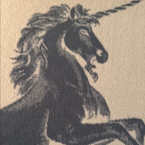 Unicorn Design Throw Blanket Reversible in Cream and Blue/gray - Picture 5 of 13